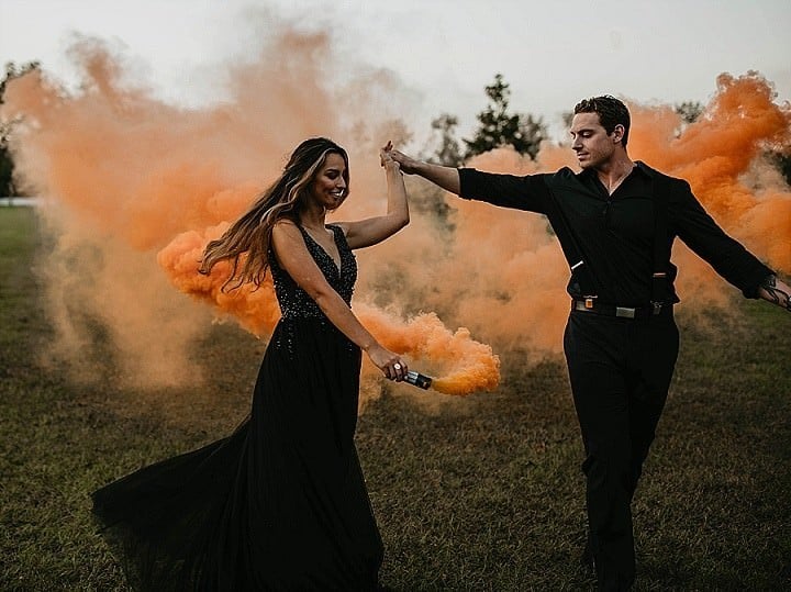 11-Smoke-Bombs-and-Pumpkins-for-an-Orange-and-Black-Halloween-Inspired-Wedding