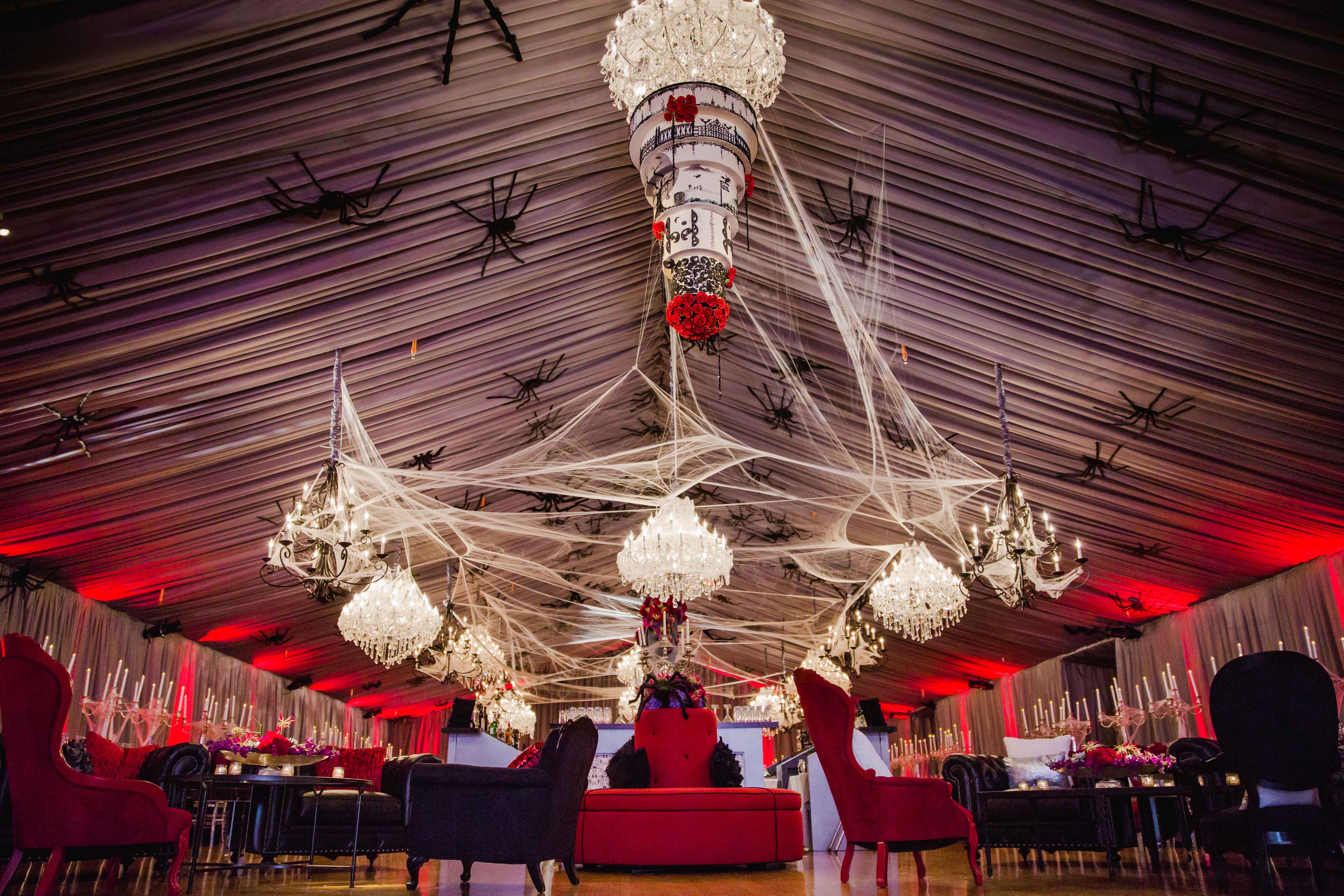 SPOOKtacular Halloween Theme Wedding!