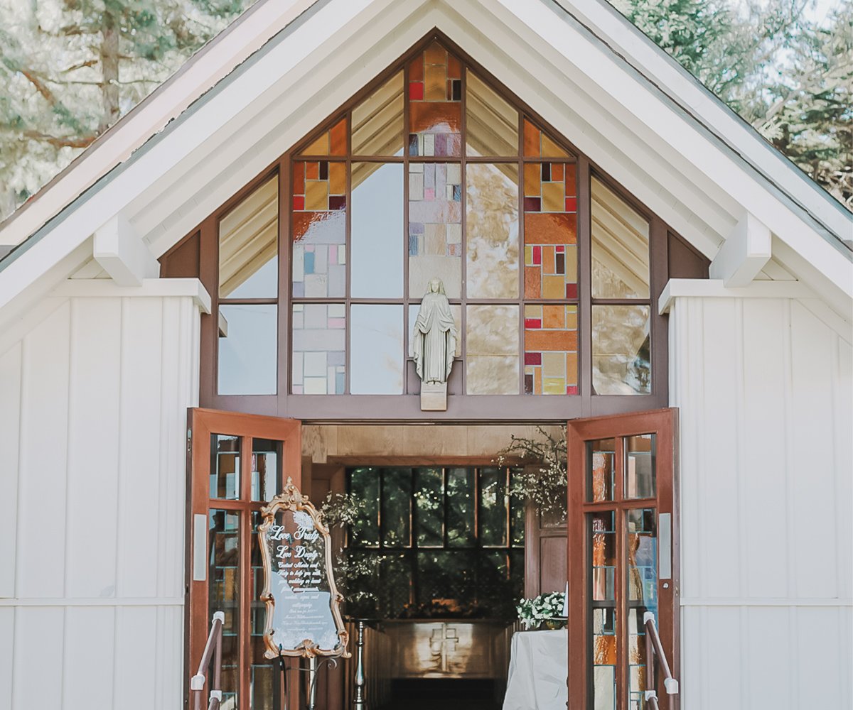 4-FrontDoor-ChapelofourLadybyWedgewoodEvents
