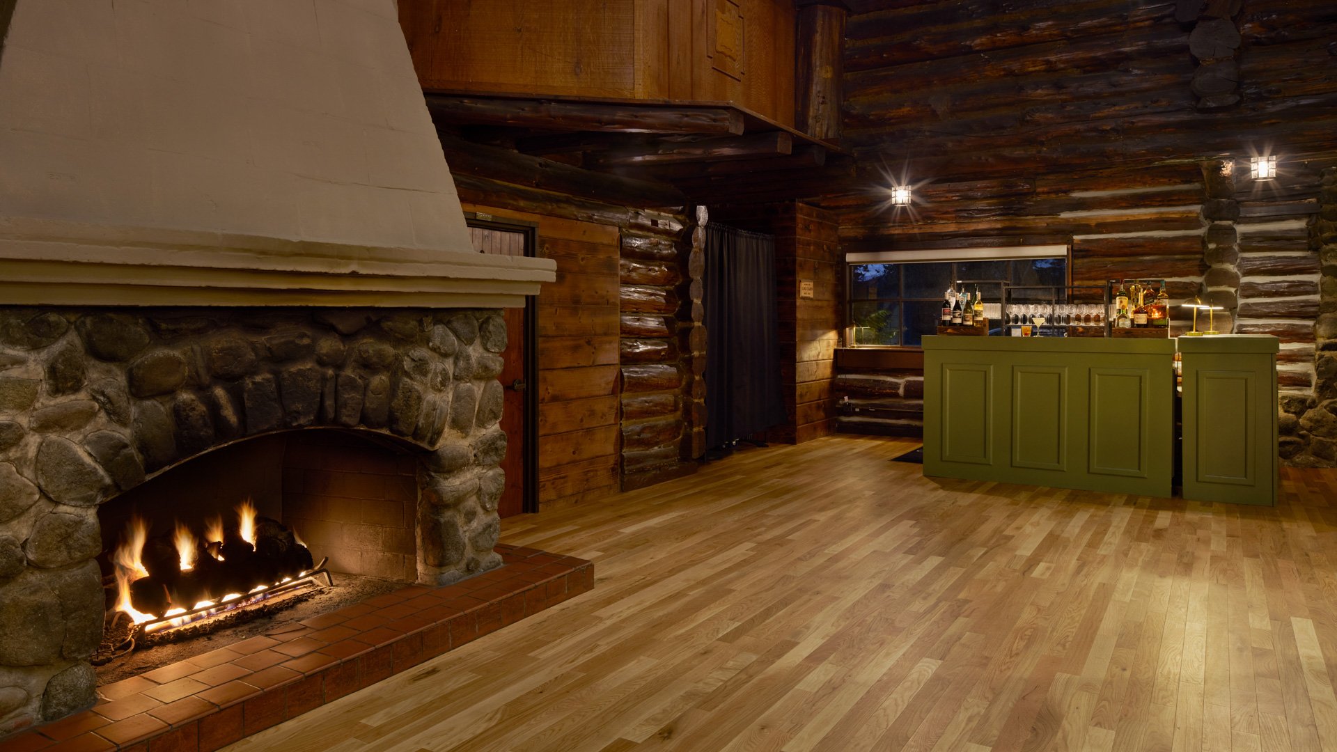 23 - Log Cabin - LOGC - Main Hall - Reception
