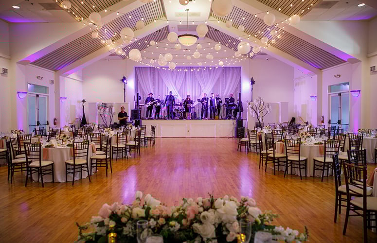 Live-band-playing-on-Cuvier-Clubs-built-in-stage