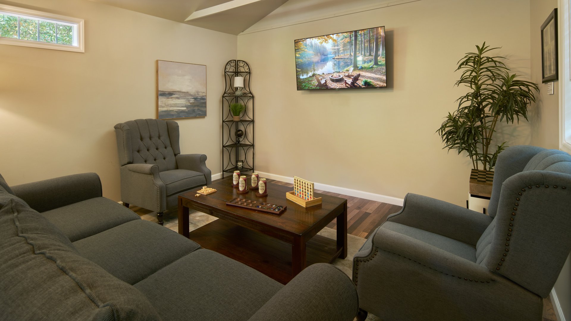 26 - Alexander Homestead by Wedgewood Weddings - Nate Cabin - Get Ready Suite