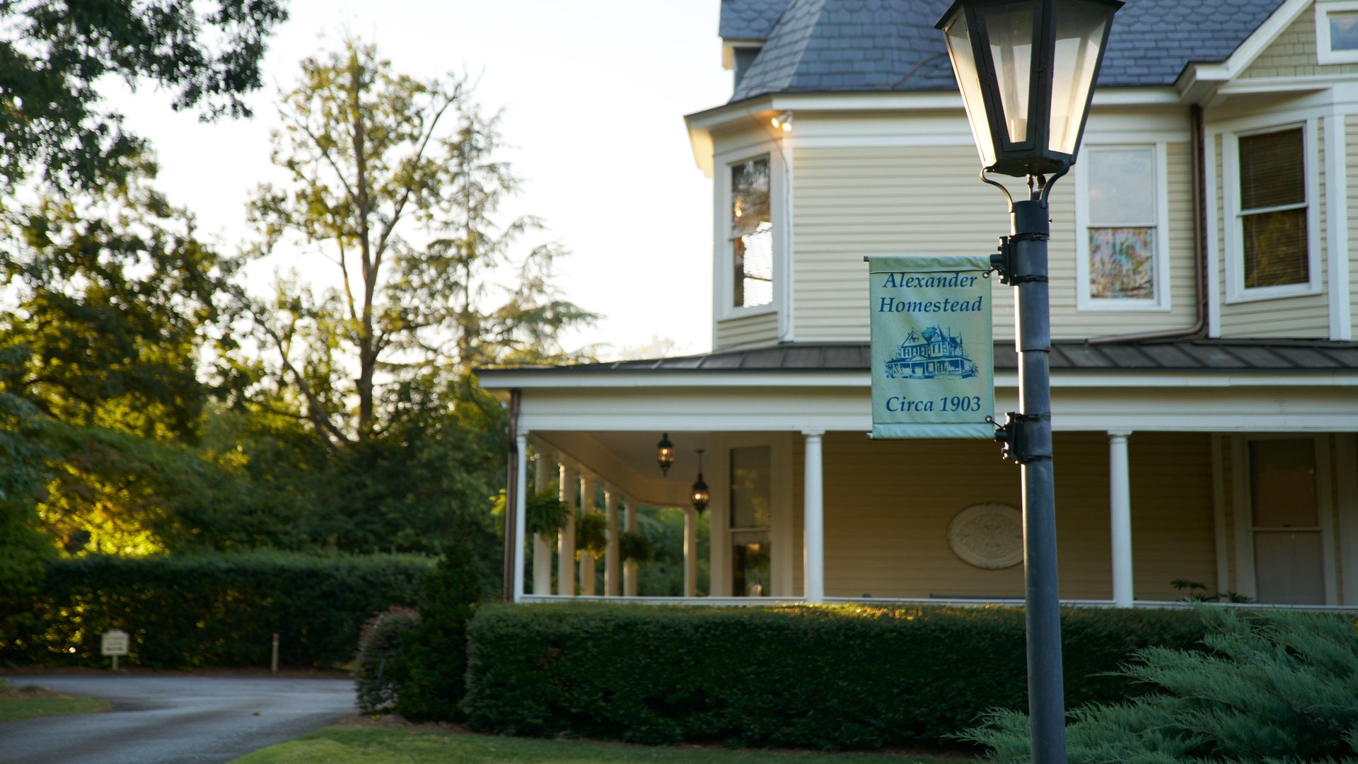 33 - Alexander Homestead by Wedgewood Weddings - Building - Outdoor Location