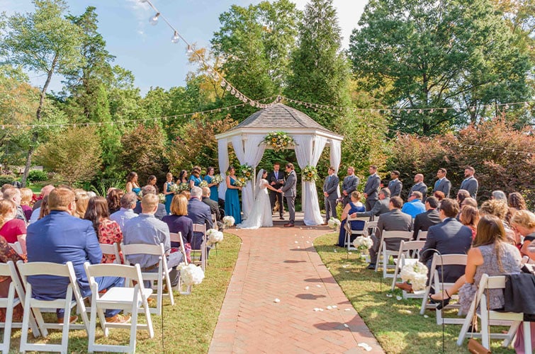 Alexander Homestead by Wedgewood Weddings (1)