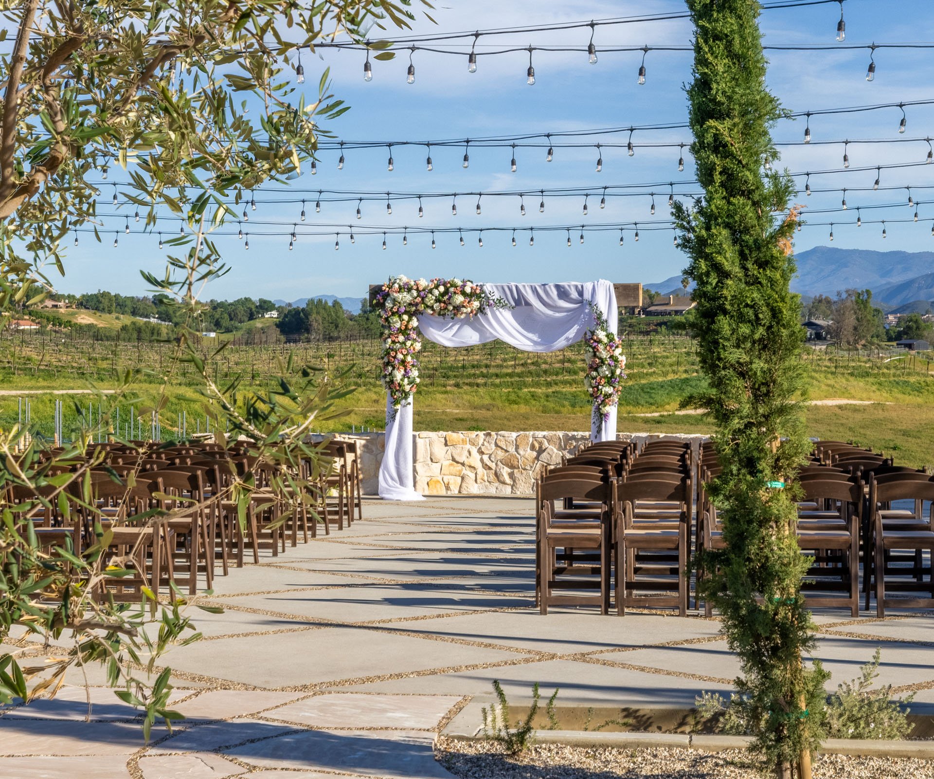 11 - Truffle Pig Winery - TRUF - The Courtyard - Ceremony Site