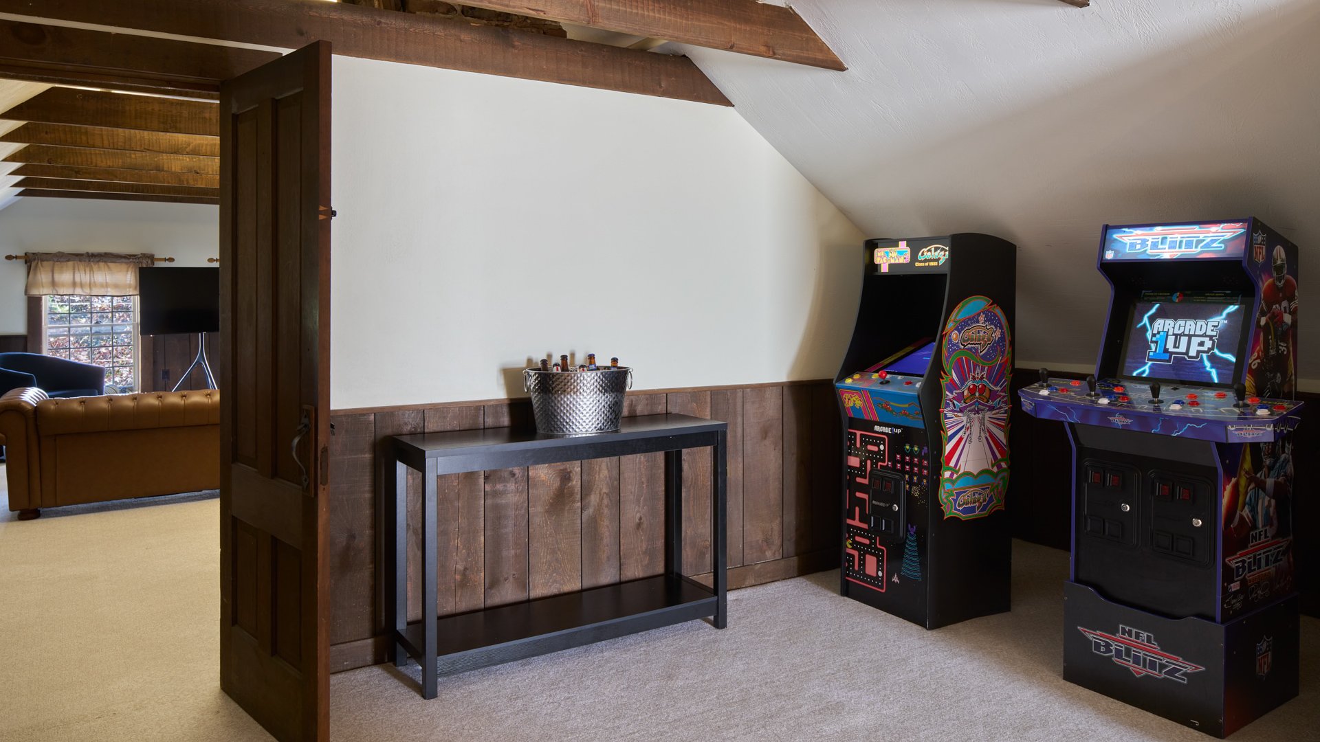 22 - Barker House - BARK - Barker Suite - Get Ready Suite