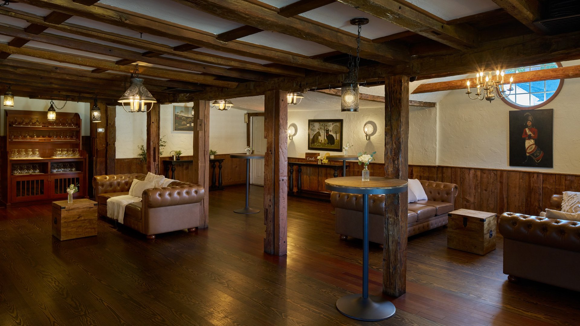 24 - Barker House - BARK - Barker Bar - Cocktail Hour