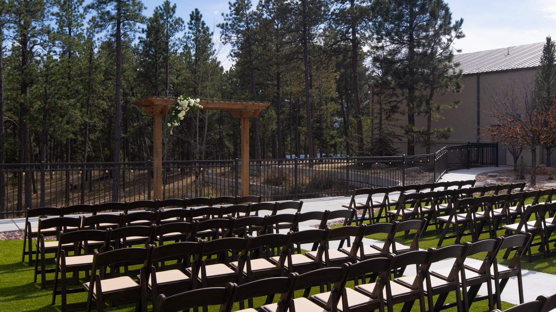 18 - Black Forest - BLAF - Forest Lawn - Ceremony