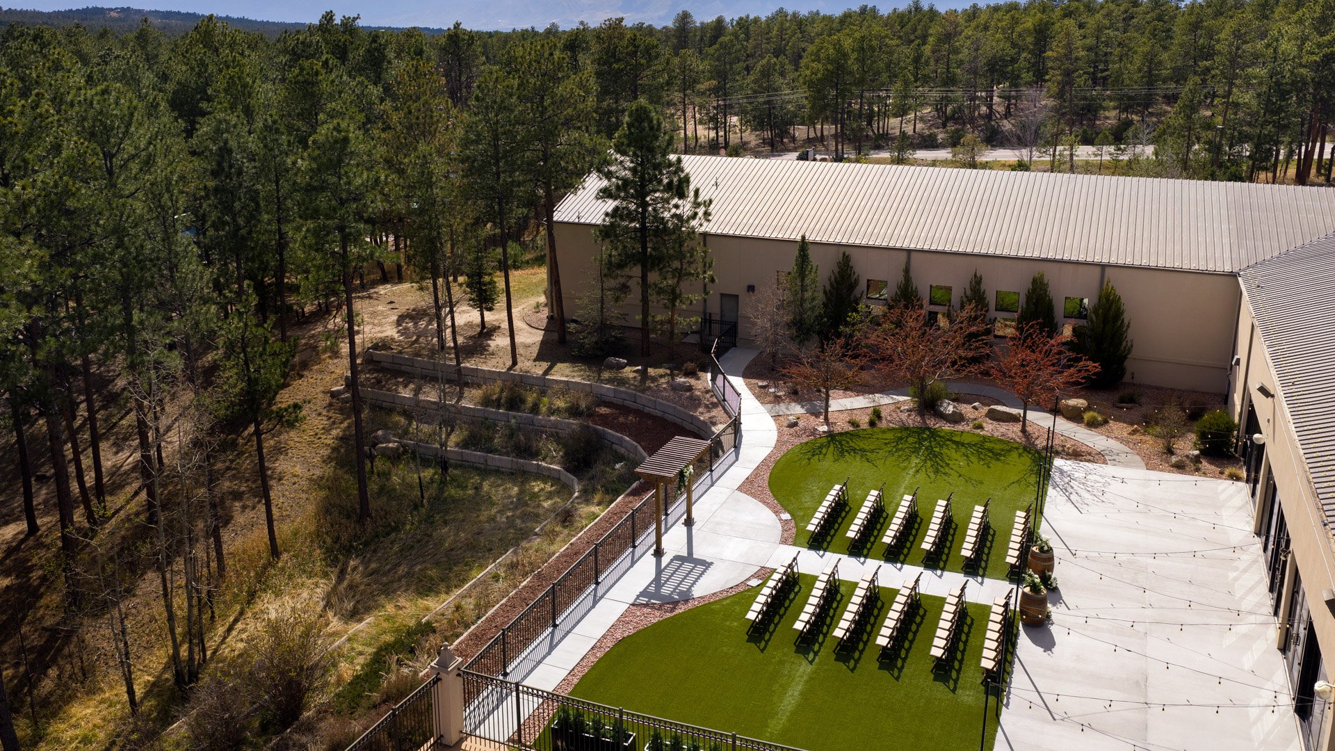 27 - Black Forest - BLAF - Forest Lawn - Ceremony