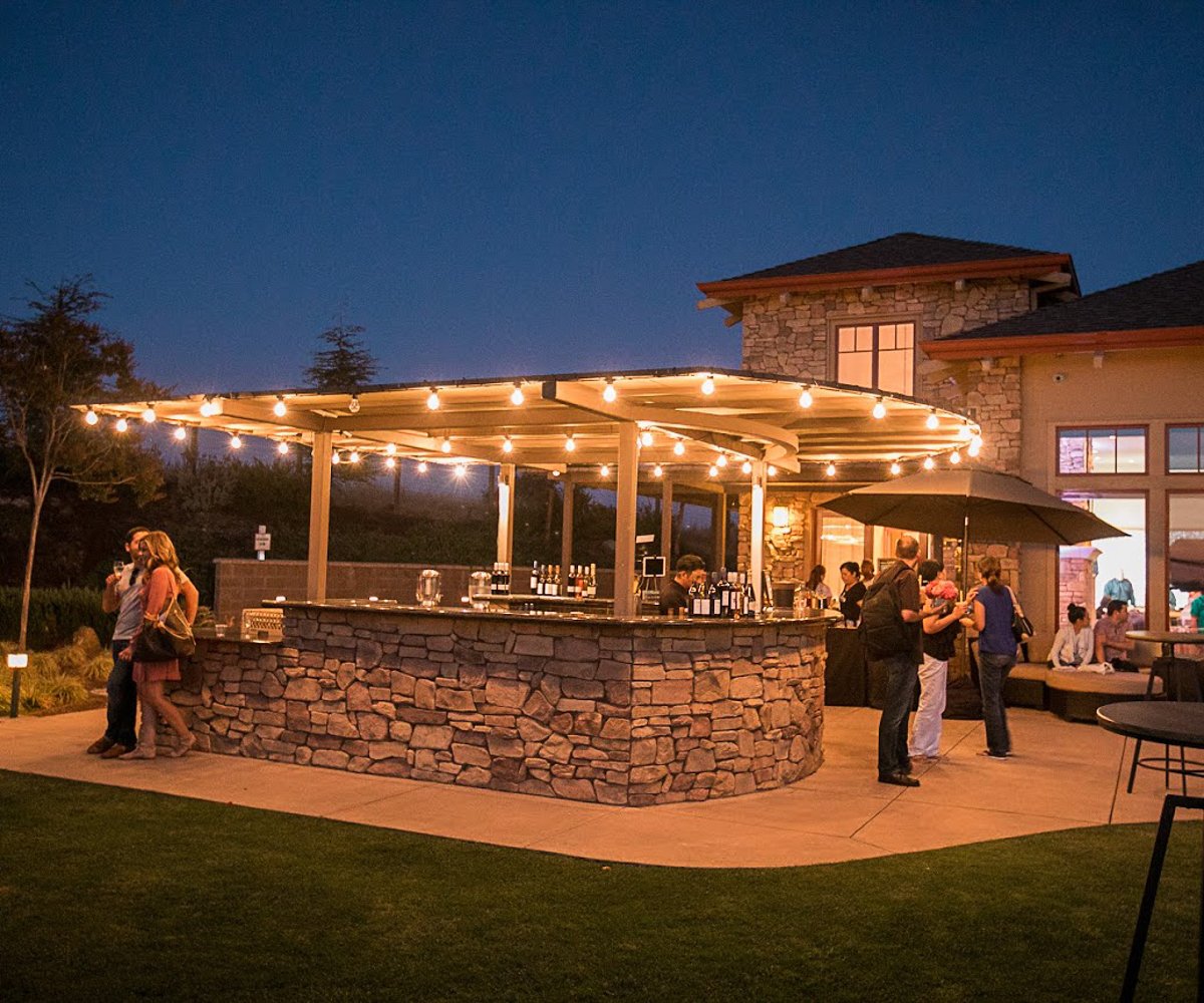 Cocktail hour nighttime at Boulder Ridge by Wedgewood Weddings