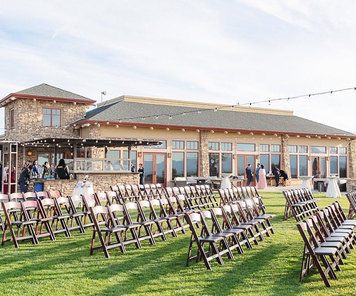 ceremony chairs - Boulder Ridge by Wedgewood Weddings