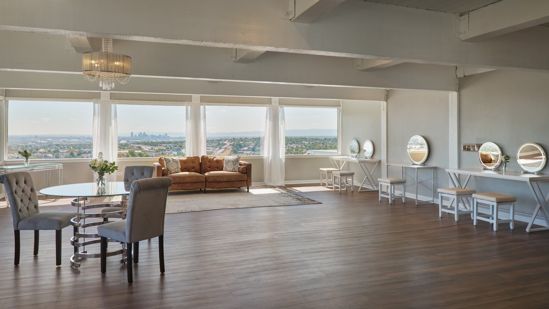 12 - Brittany Hill - BRIH - Wedding Suite - Get Ready Suite