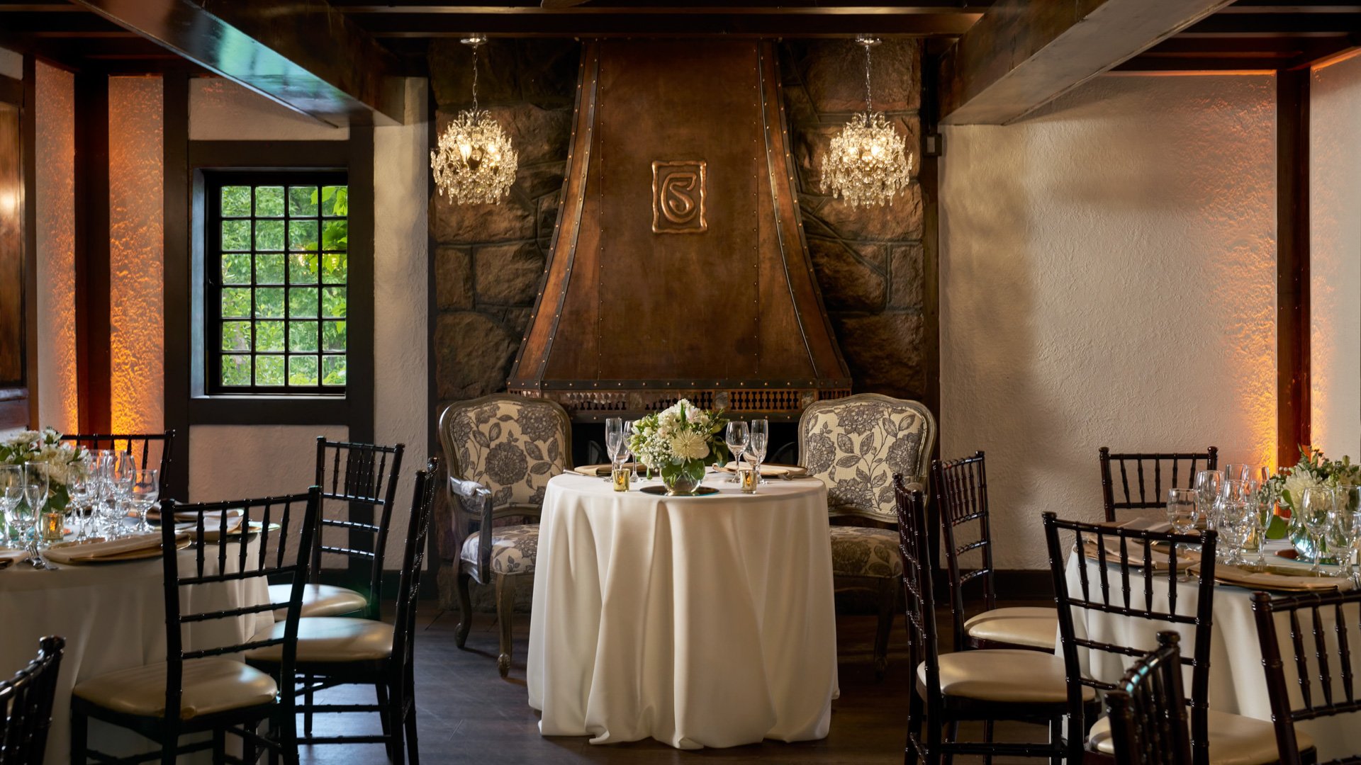 6 - Craftwood Peak - CRPK - Fireside Lodge - Reception