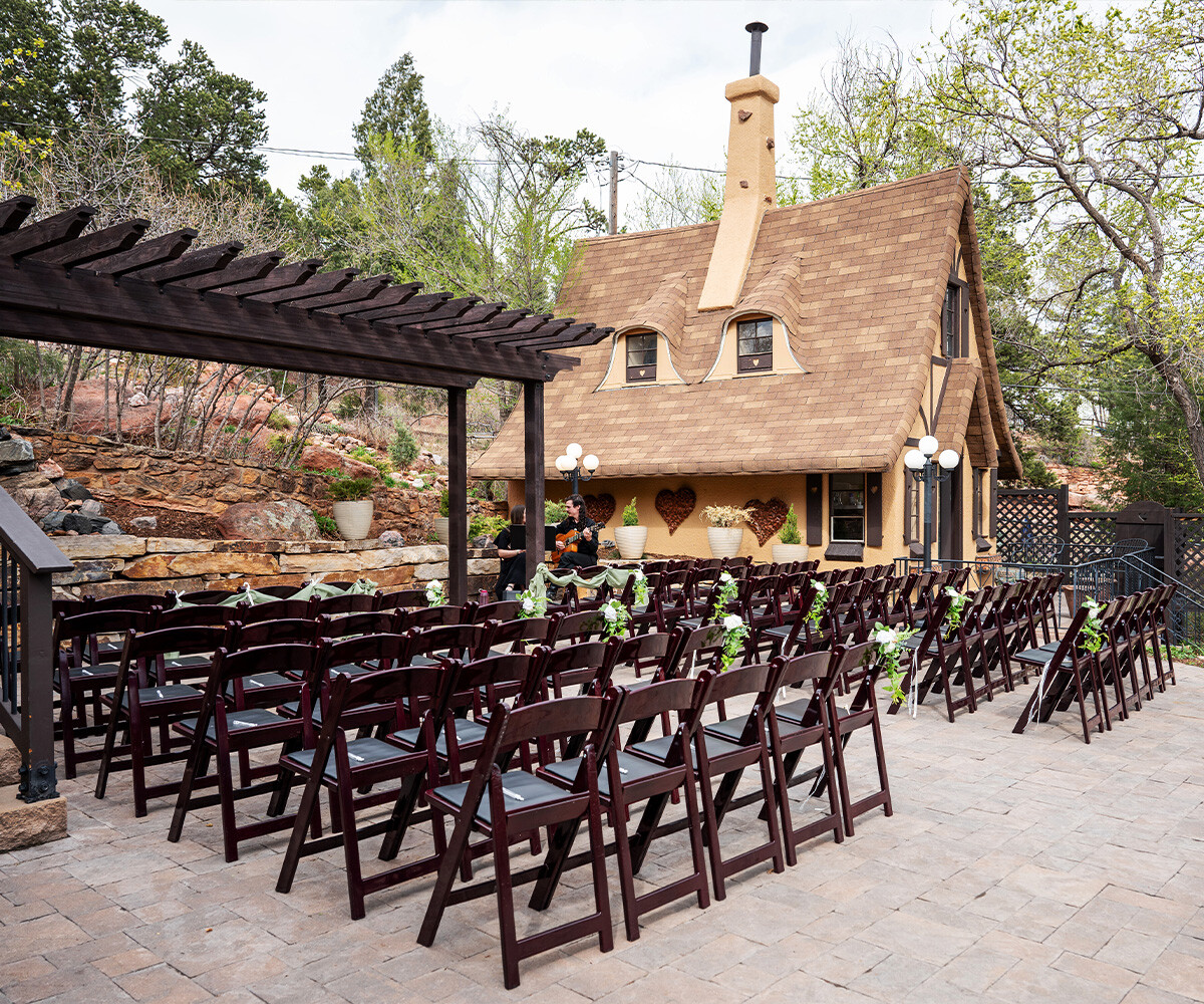 Cottage at Craftwood Peak by Wedgewood Weddings