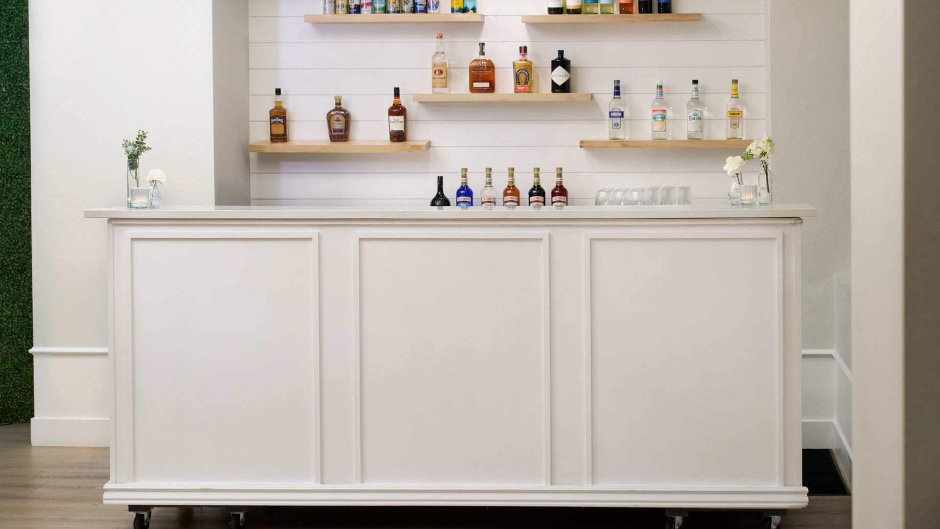 15 - Creekside Terrace - CRET - The Foyer - Indoor Cocktail Hour