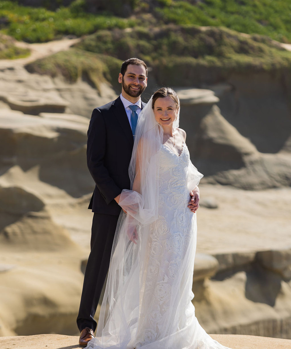 Couple on dunes -  Cuvier Club by Wedgewood Weddings