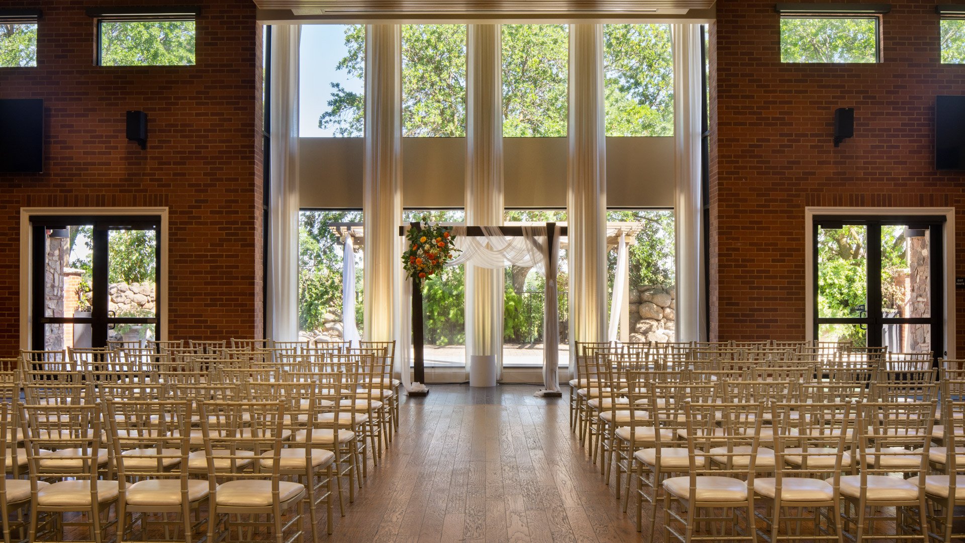 05 - Evergreen Springs - EVGN - Main Hall - Indoor Ceremony