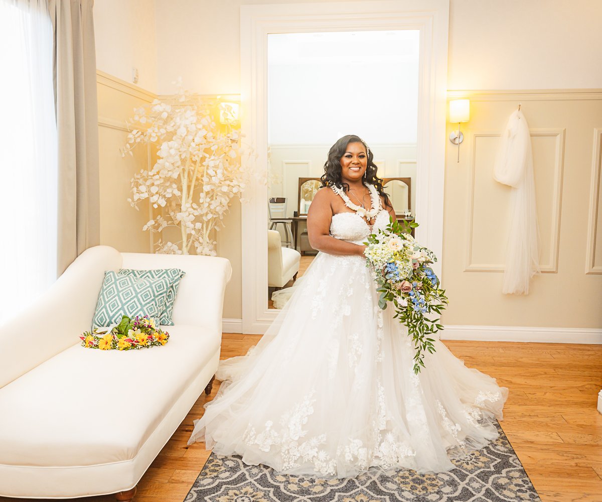 Bride in get ready room at Evergreen Springs by Wedgewood Weddings