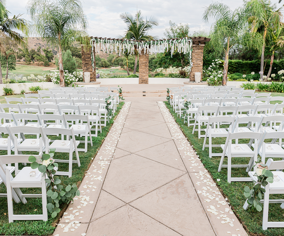 Lakeside ceremony at Fallbrook Estate by Wedgewood Weddings