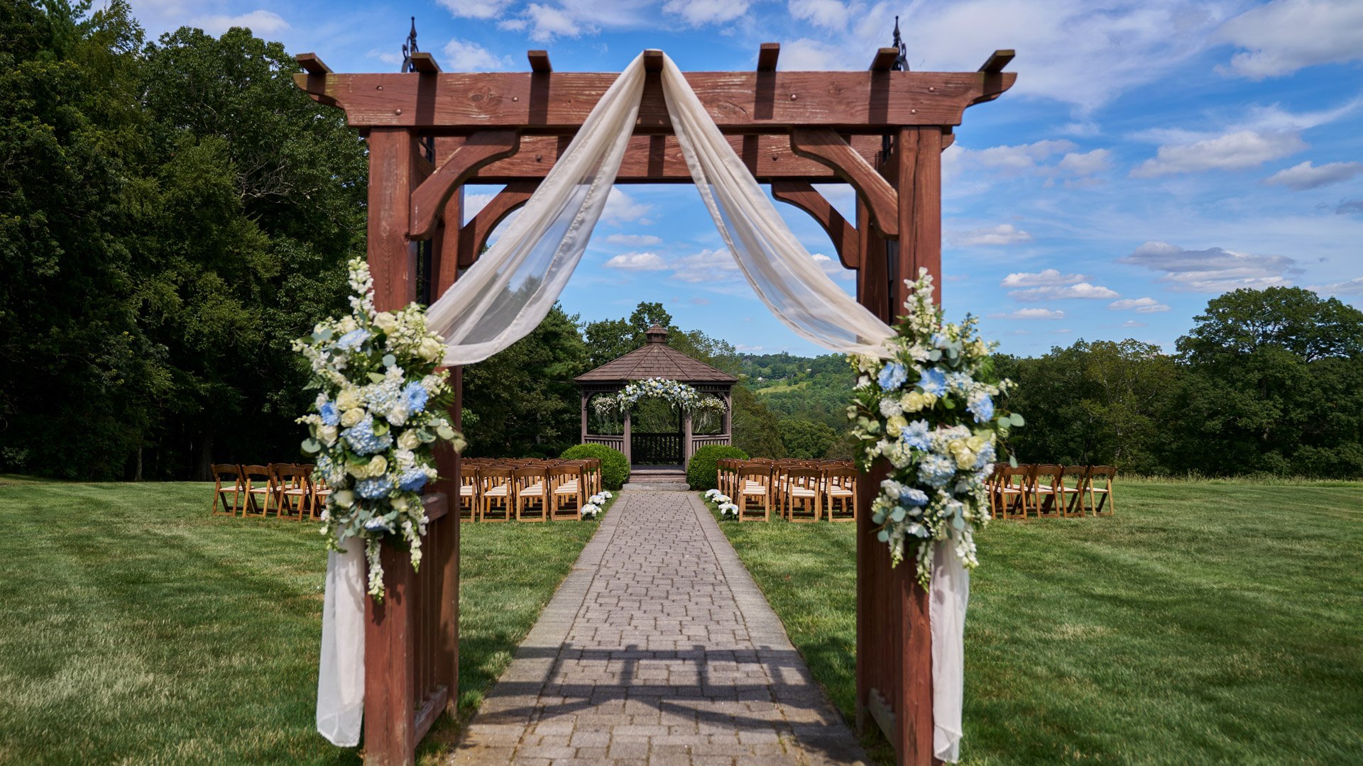 1 - Fern Hill Barn - FERN - Gazebo Ceremony - Outdoor Ceremony
