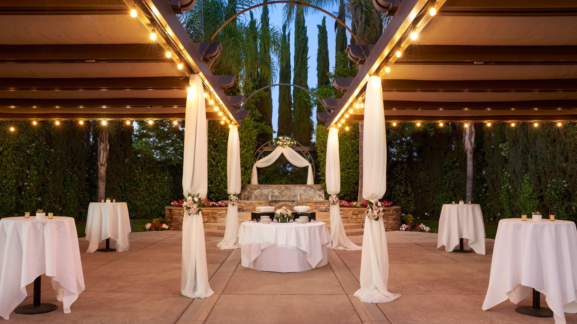 10 - Fresno Fields - FRES - Garden - Ceremony