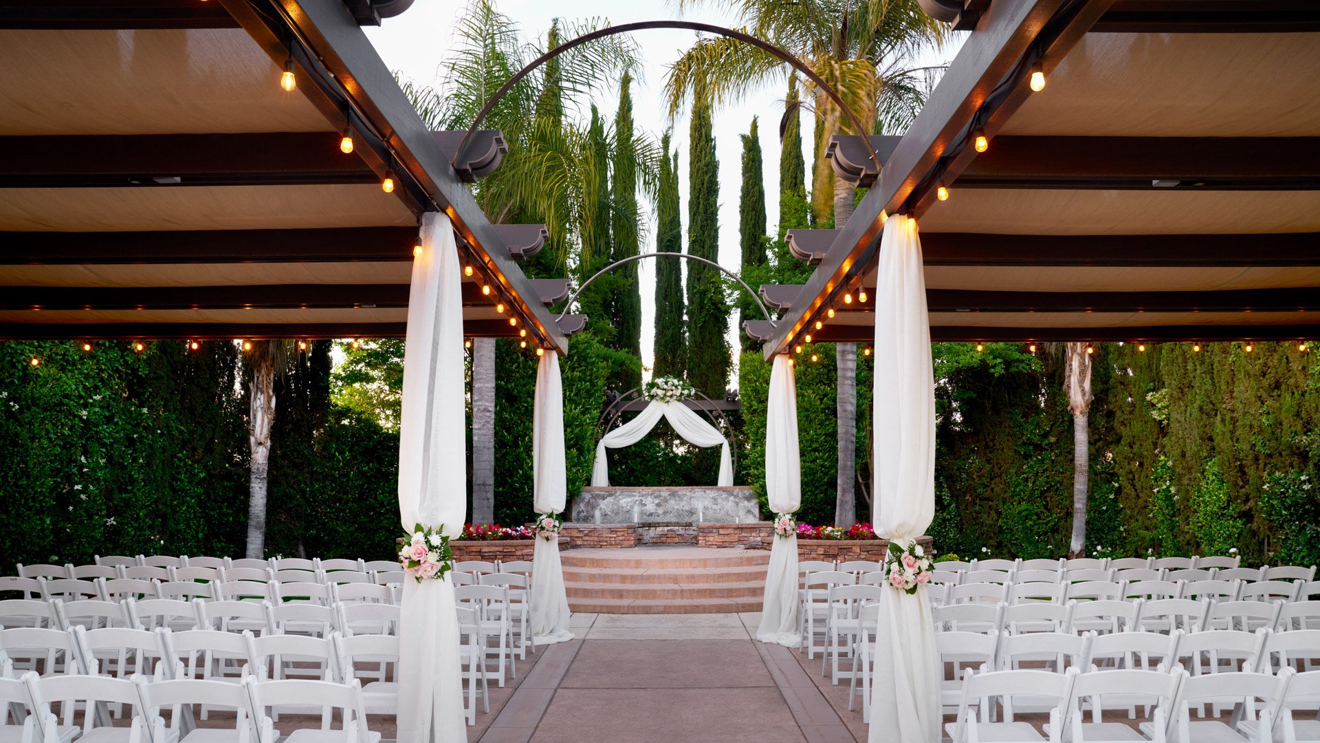 16 - Fresno Fields - FRES - Garden - Ceremony