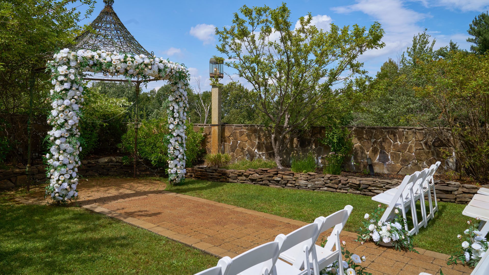 29 - Granite Rose - GRAR - Embassy Terrace - Outdoor Ceremony