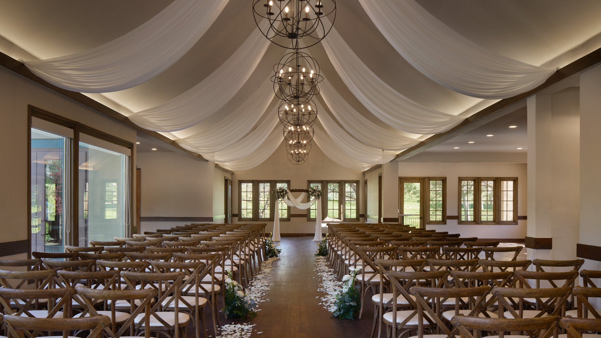 06 - Hiddenbrooke Hills - HIHI - Hiddenbrooke Hall - Indoor Ceremony