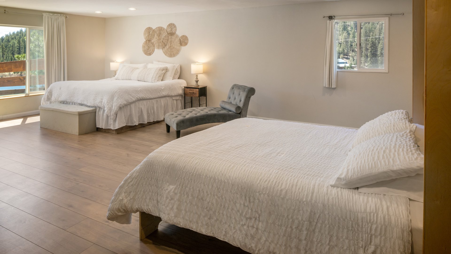 24 - Mountain View Ranch - Willows - MTVR - Gold Nugget Cabin - Get Ready Suite