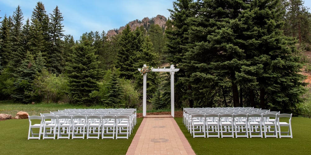 Willows at Mountain View by Wedgewood Weddings - Featured