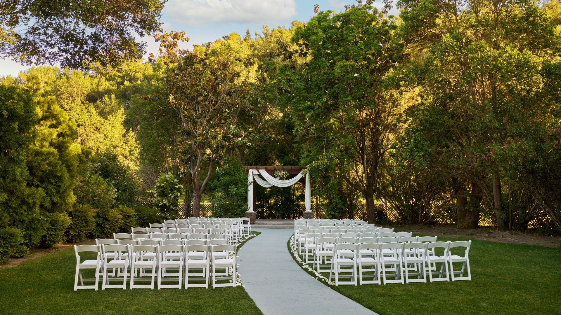 1 - Redwood Canyon - REDC - Arbor Lawn - Outdoor Ceremony