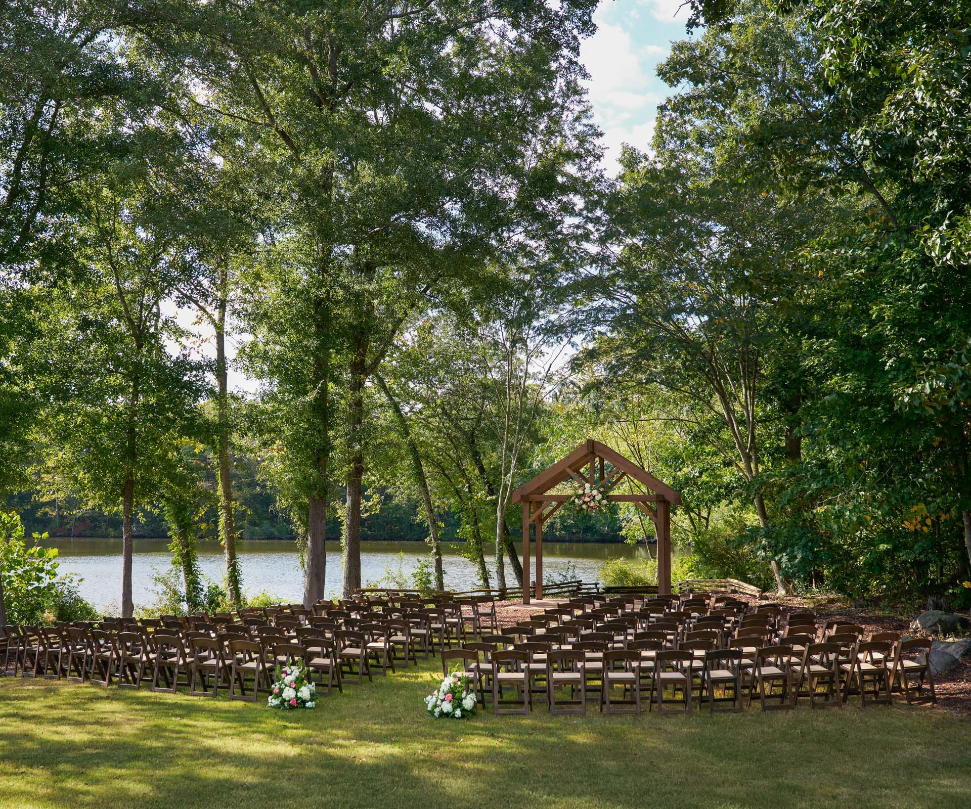 1 - Riverwood Manor - RIMA - Woodland Shores - Ceremony