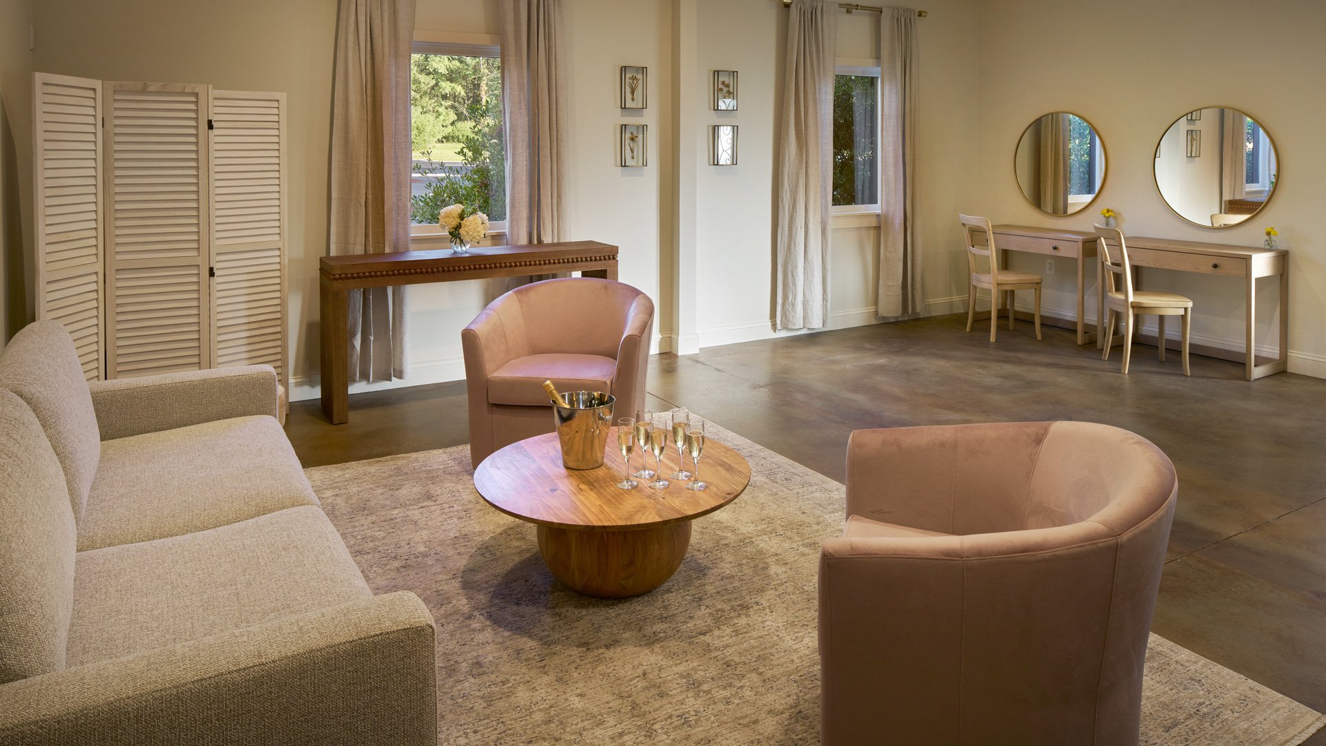 10 - Riverwood Manor - RIMA - Wedding Suite - Get Ready Suite