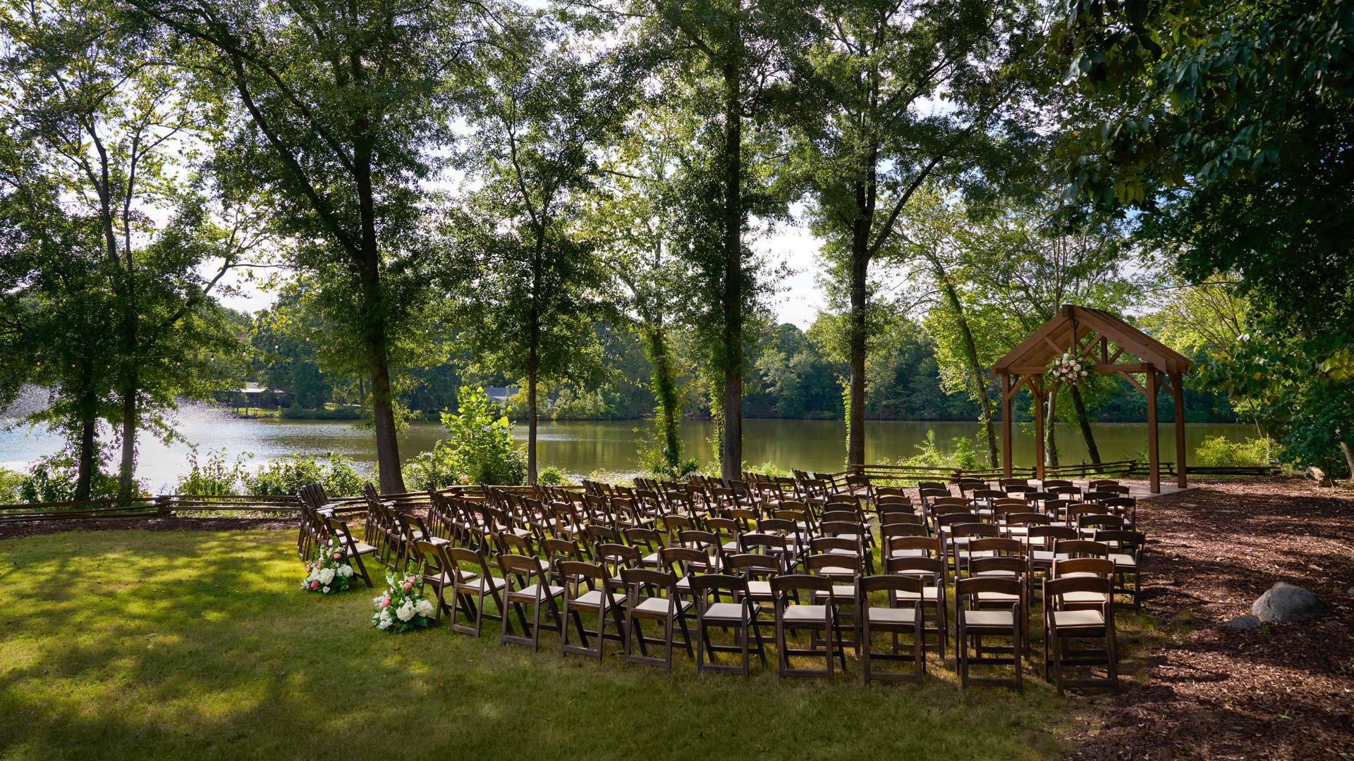 16 - Riverwood Manor - RIMA - Woodland Shores - Ceremony