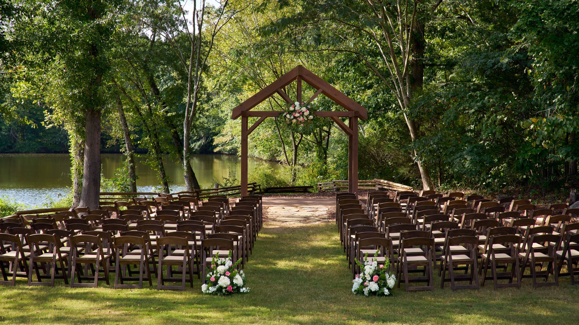 4 - Riverwood Manor - RIMA - Woodland Shores - Ceremony