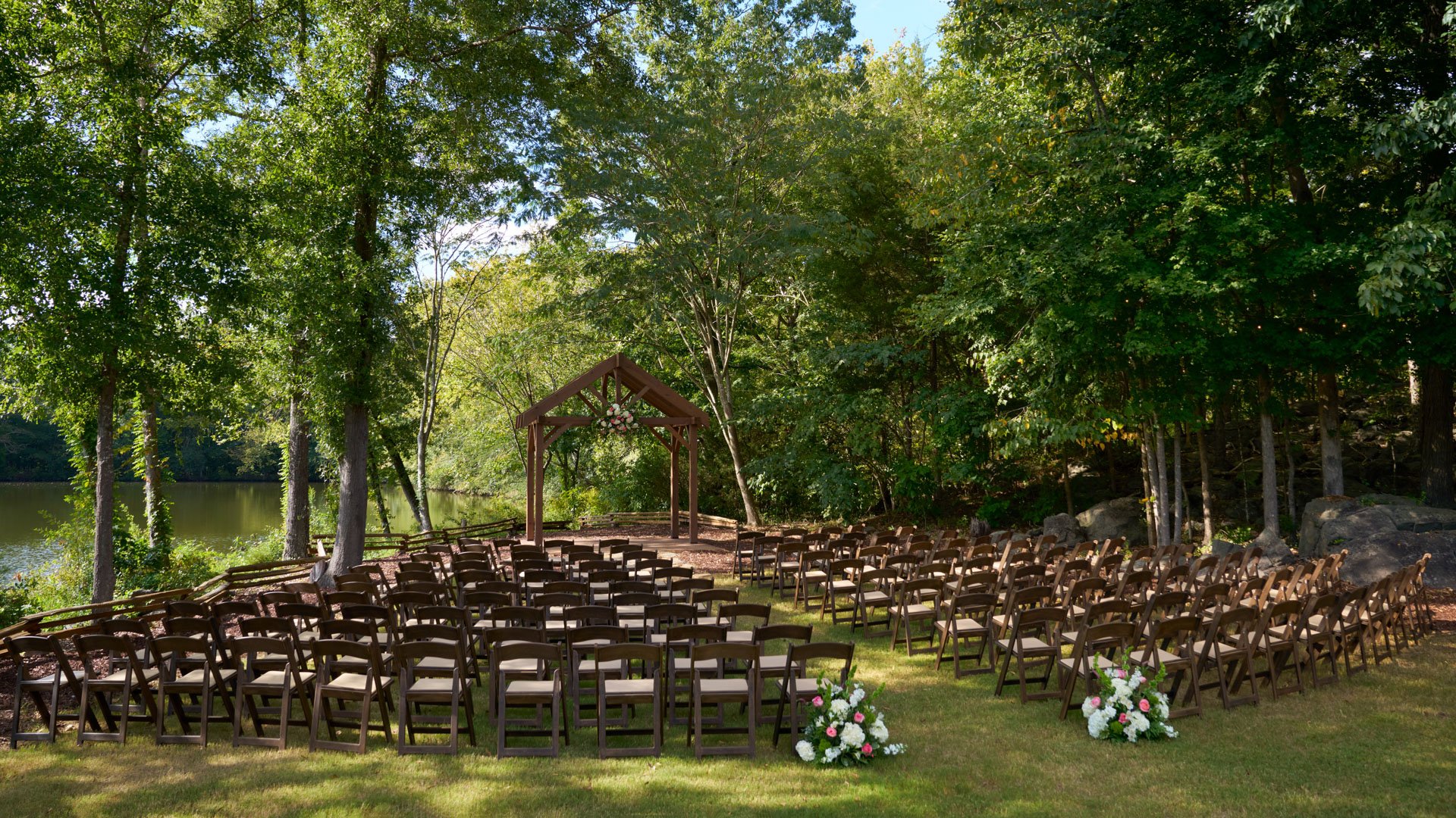6 - Riverwood Manor - RIMA - Woodland Shores - Ceremony