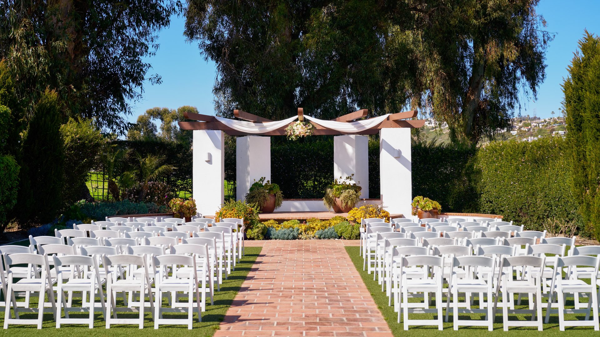 1 - San Clemente Shore - SACL - Garden Pergola - Ceremony
