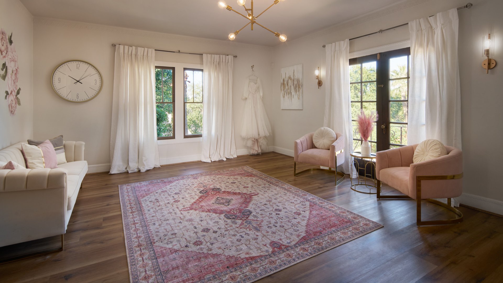 21 - Secret Garden - SEGA - Wedding Suite - Get Ready Suite