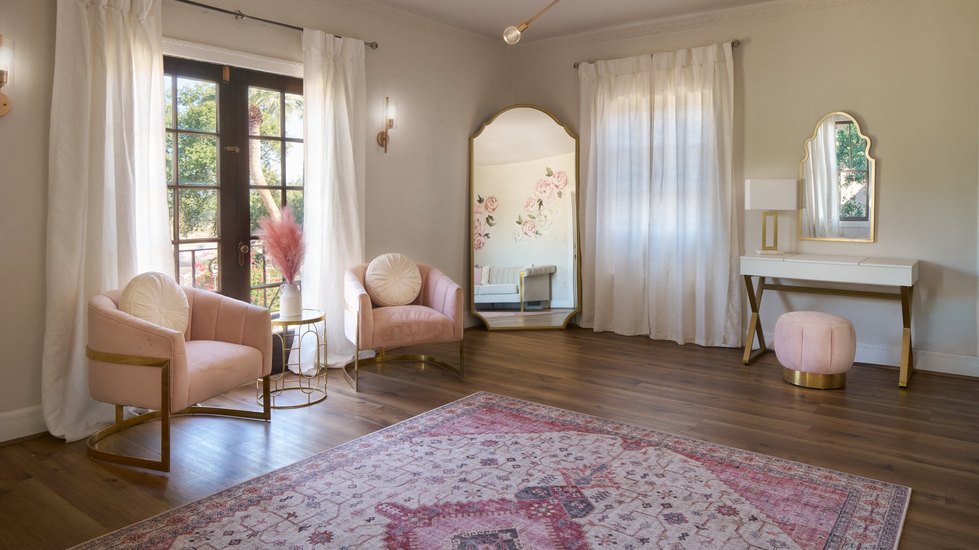 22 - Secret Garden - SEGA - Wedding Suite - Get Ready Suite