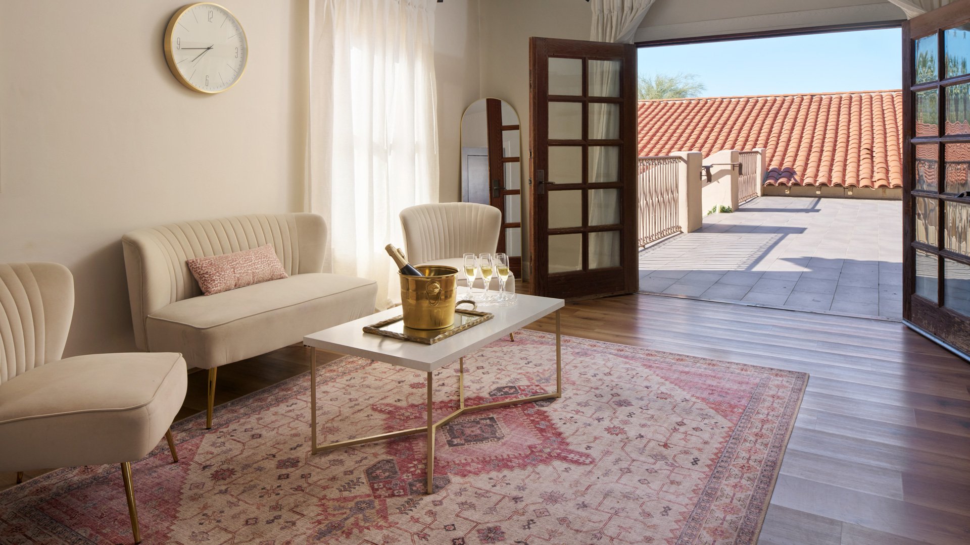 25 - Secret Garden - SEGA - Wedding Suite - Get Ready Suite