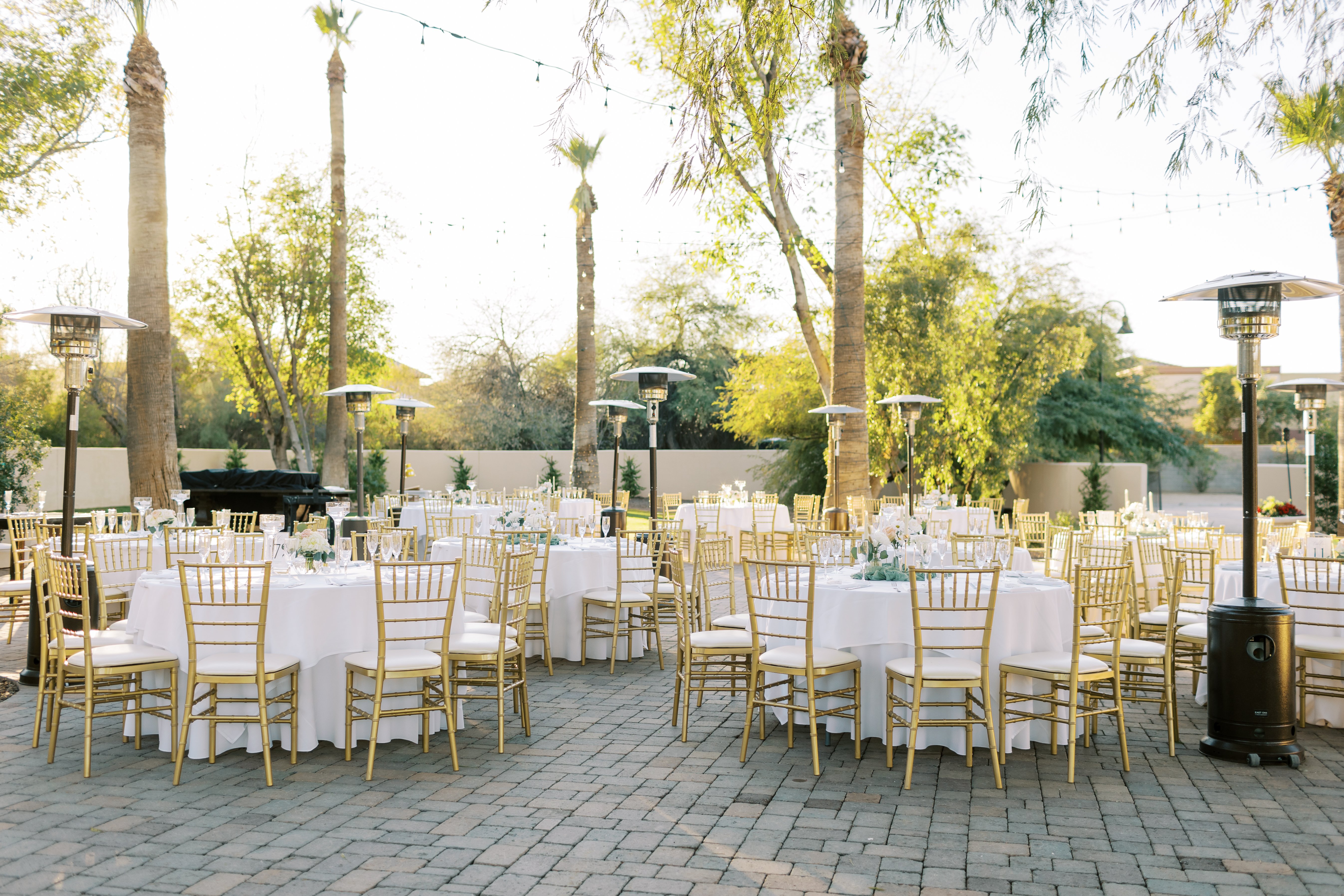 Outdoor reception winter - Secret Garden