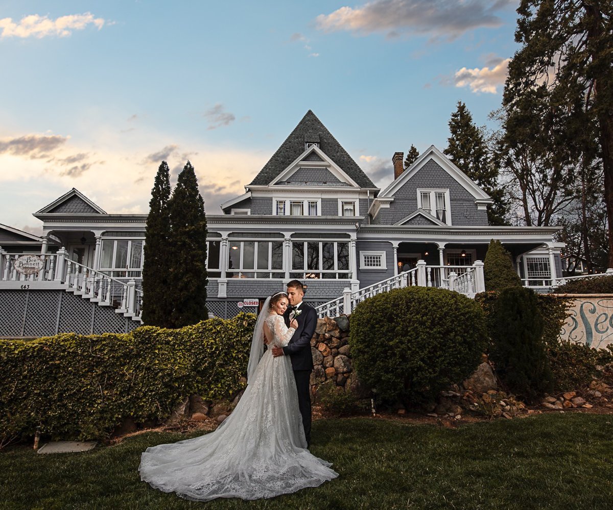 Exterior view with couple - Sequoia Mansion by Wedgewood Weddings