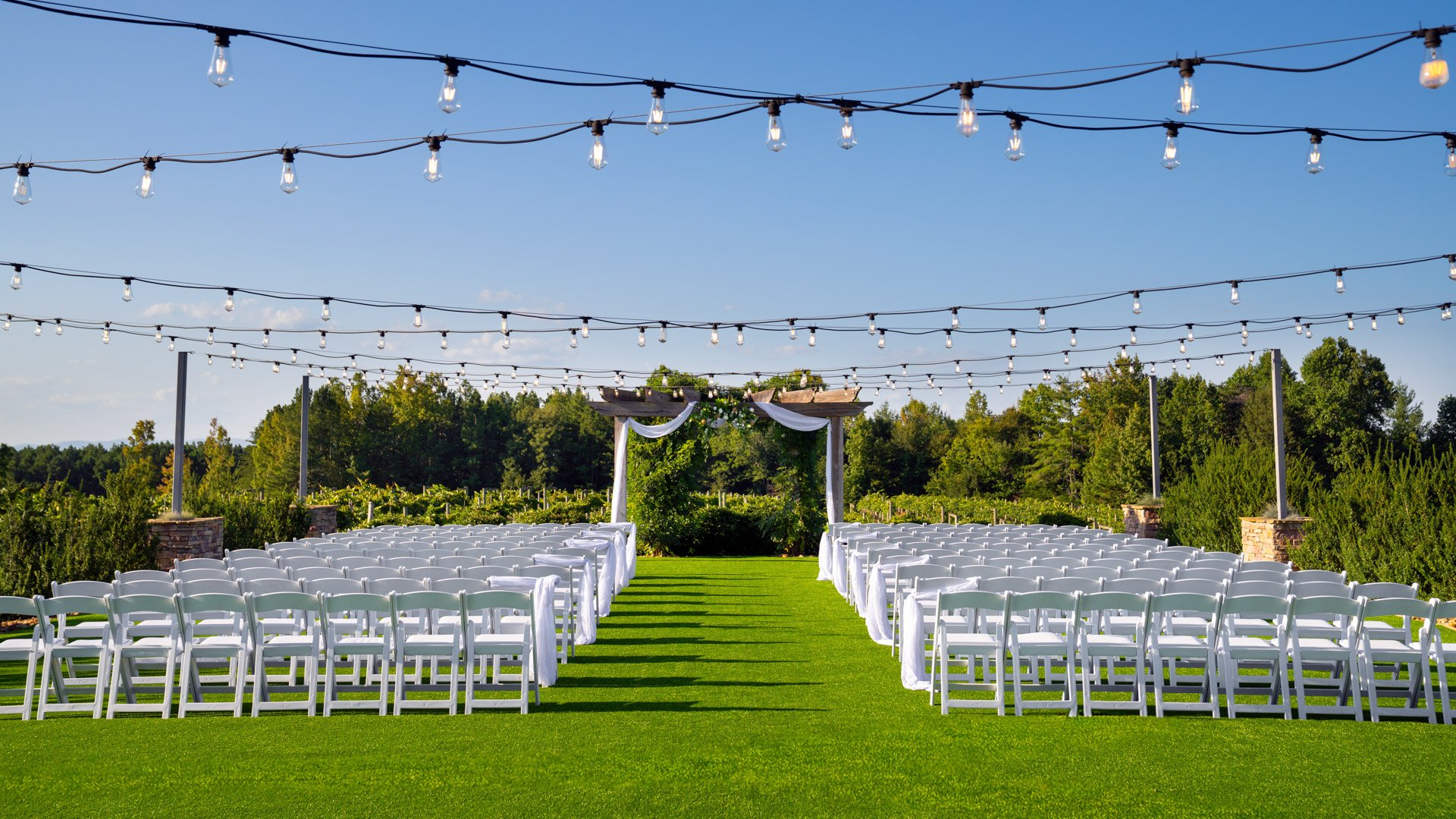 3 - Spinning Leaf - SPIN - Vineyard Garden - Ceremony