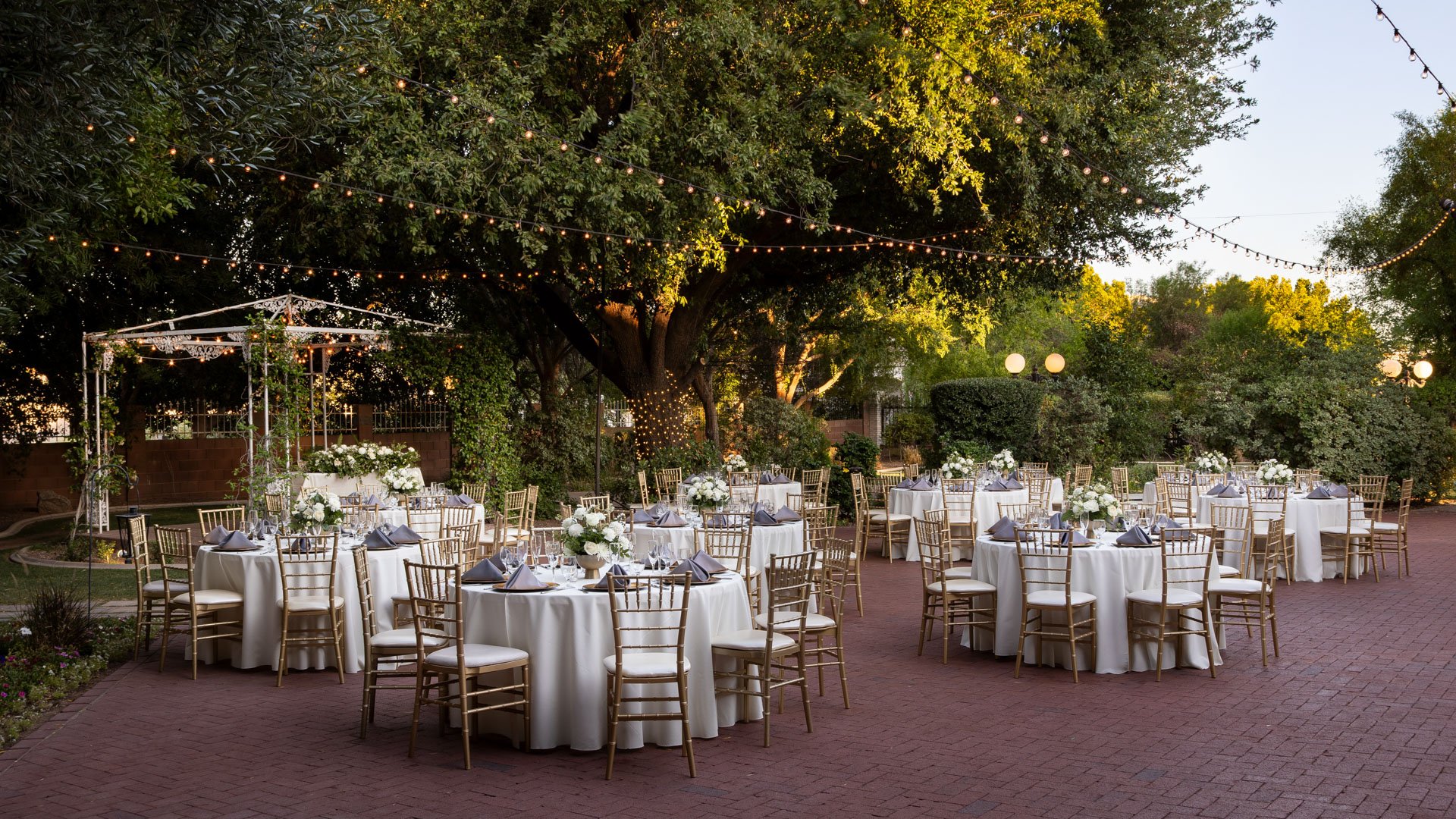 10 - Stonebridge Manor - STOB - Manor Courtyard - Outdoor Reception