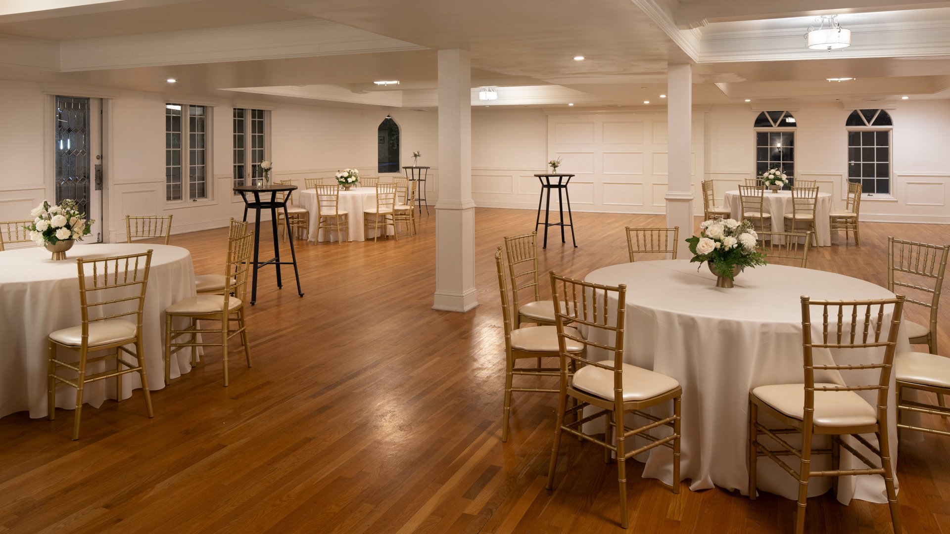 52 - Stonebridge Manor - STOB - Manor CourtYyard Ballroom - Reception