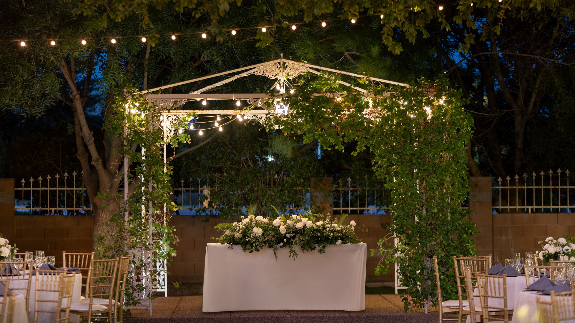 8 - Stonebridge Manor - STOB - Manor Courtyard - Outdoor Reception