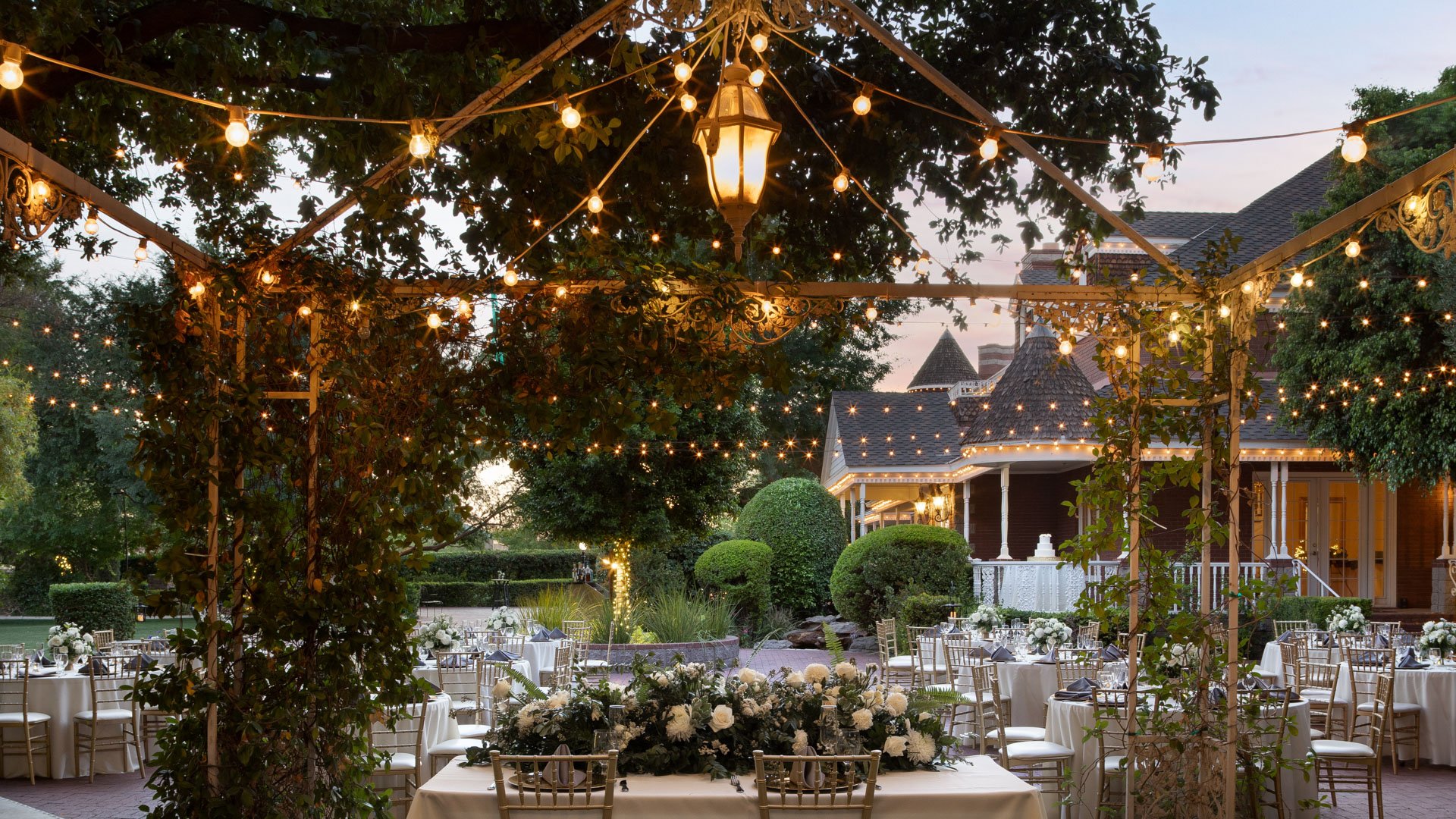 9 - Stonebridge Manor - STOB - Manor Courtyard - Outdoor Reception
