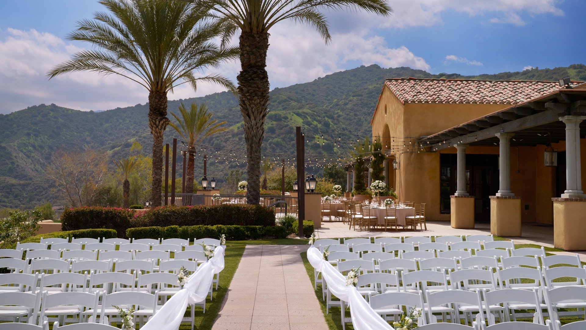 30 - The Retreat - RETR - Terrace Lawn - Ceremony