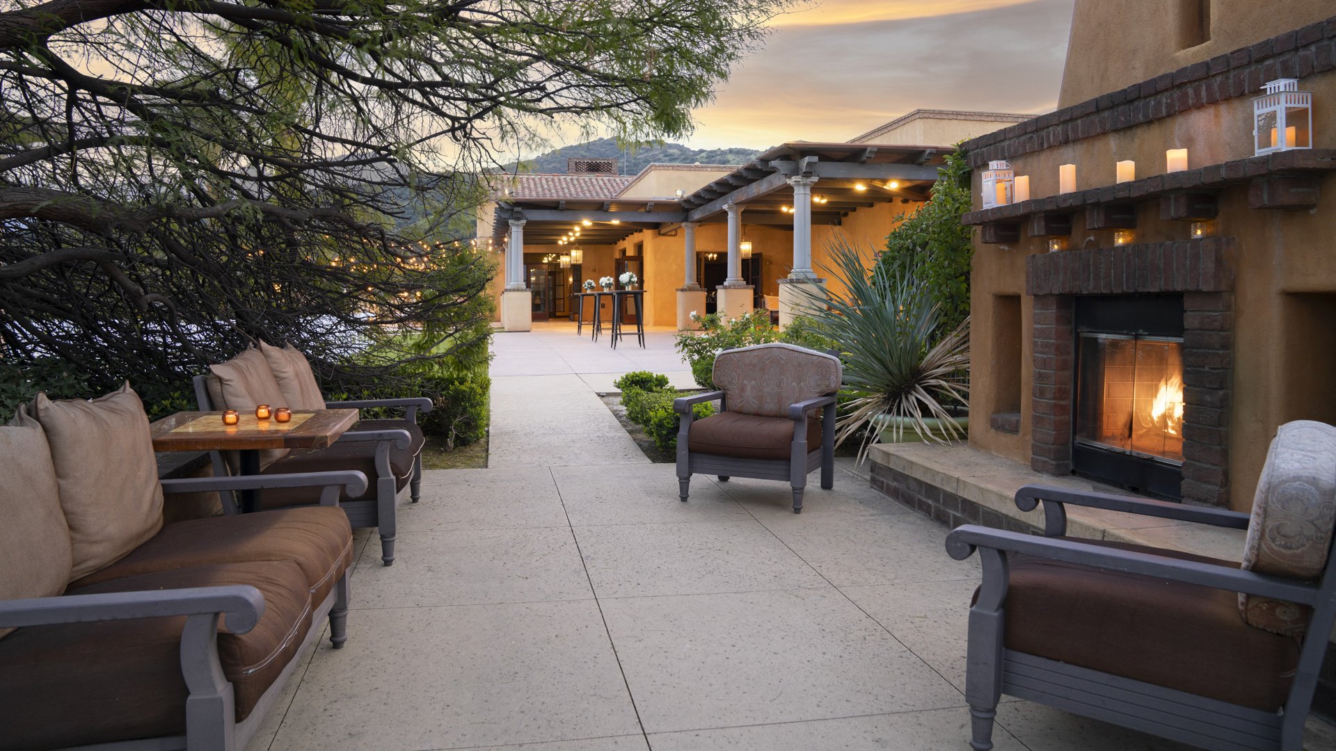8 - The Retreat - RETR - Whiskey Lounge - Cocktail Hour