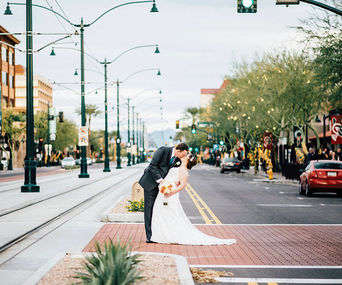 PhoenixCity-TreBellabyWedgewoodWeddings_Arizona (12)